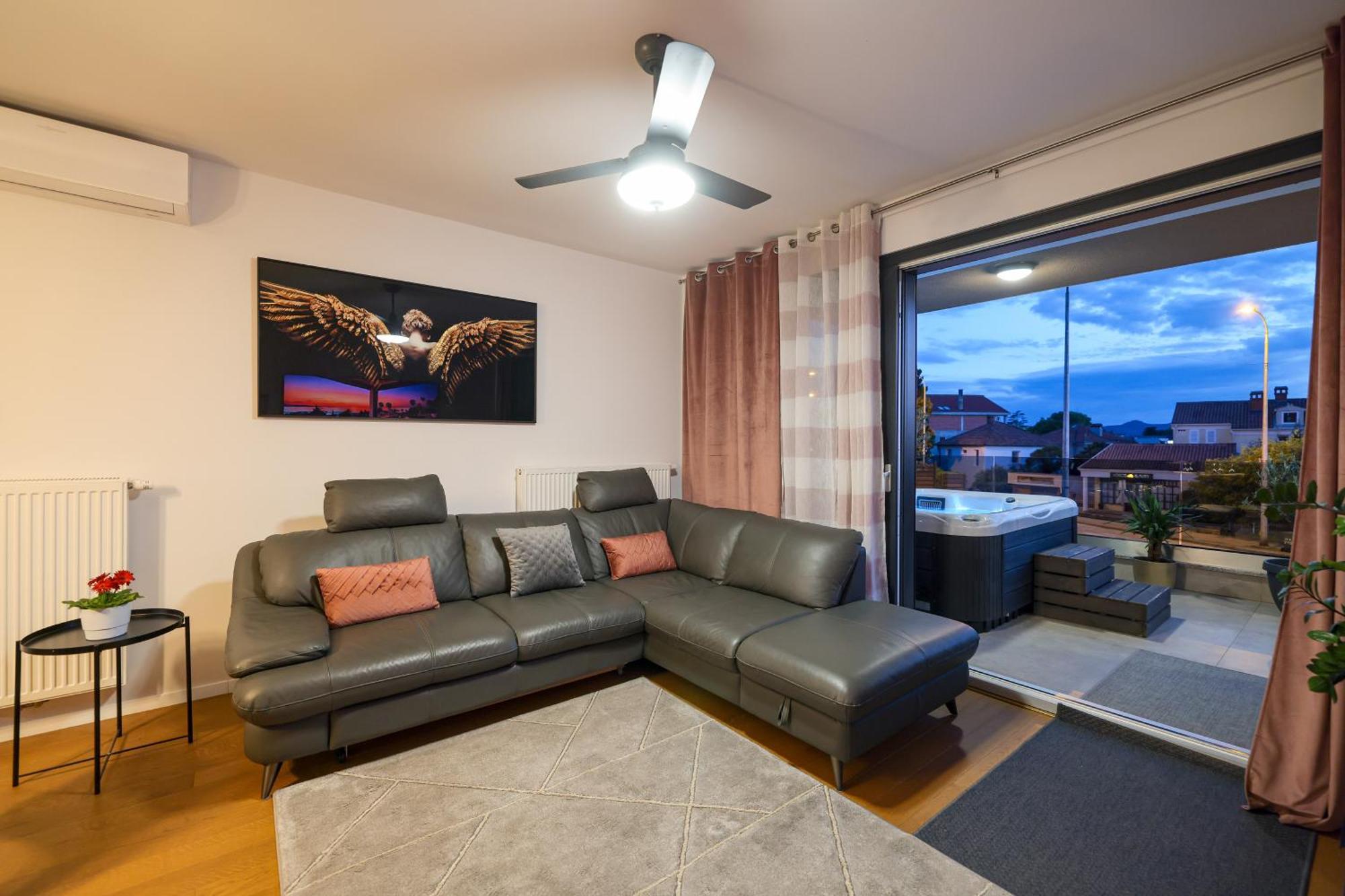 Luma Luxury Apartment With Jacuzzi Zadar Exterior photo
