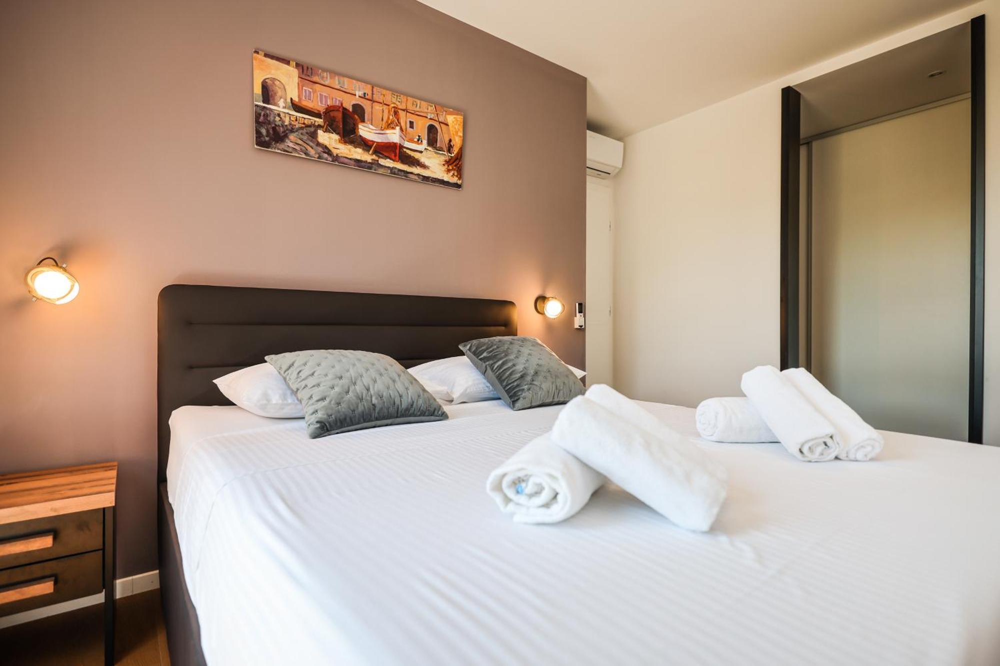 Luma Luxury Apartment With Jacuzzi Zadar Exterior photo