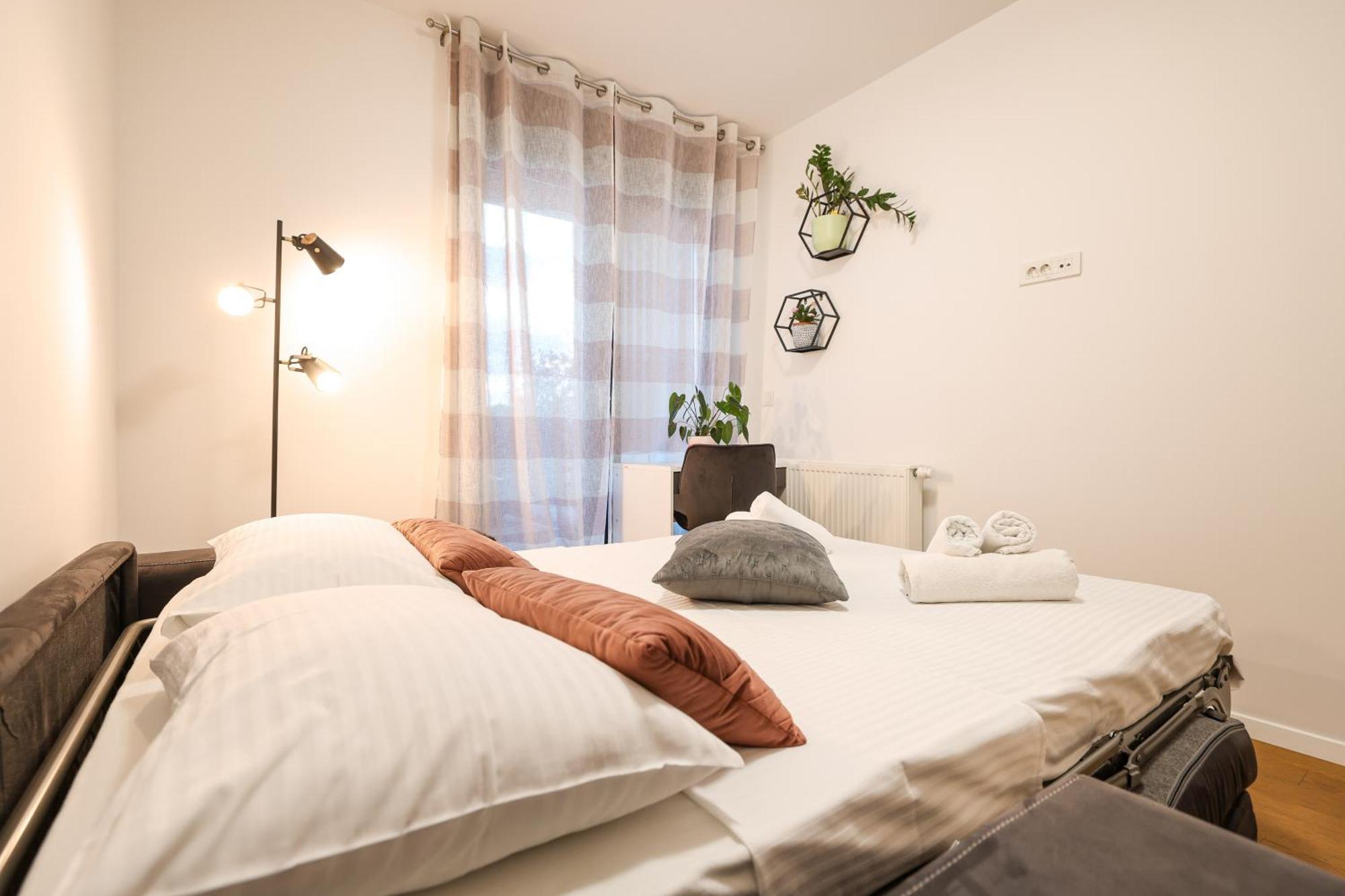 Luma Luxury Apartment With Jacuzzi Zadar Exterior photo